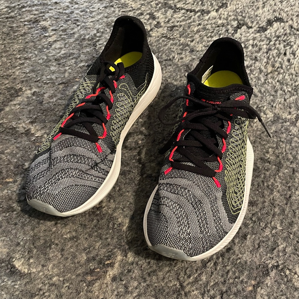 New balance Fuelcell Rebel